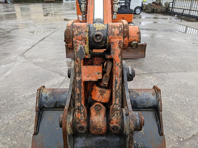 HITACHI ZX40U-5B (Mini excavators) at Oita, Japan | Buy used