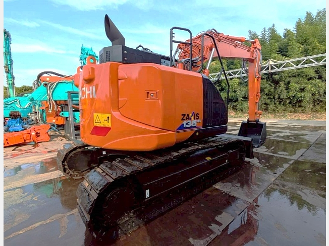 アポロン　ゆうすけ出品 日立建機 ZX135US-6 | 千葉県の油圧ショベル(ユンボ) | BIGLEMON