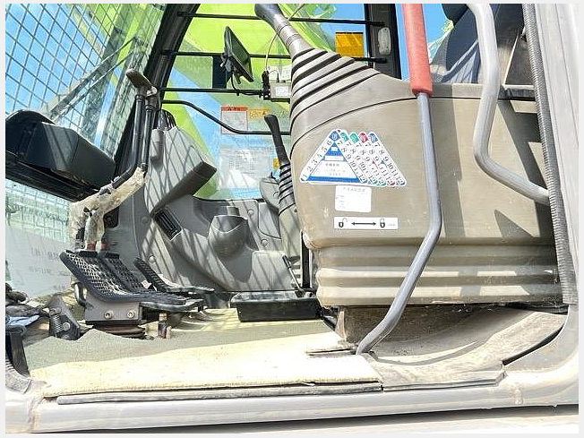 HITACHI ZX350LCK (Excavators) at Ibaraki, Japan | Buy used