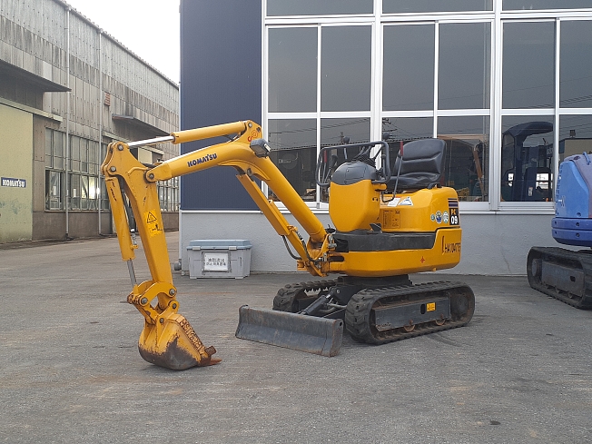 コマツ PC09-1 | 群馬県のミニ油圧ショベル(ミニユンボ) | BIGLEMON