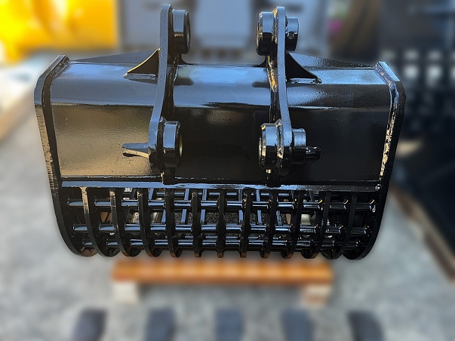専用 Amazon | XJR400 前期 テールカウル 黒＋紅白