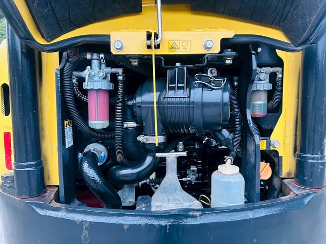 ヤンマーVio17 2016年式 3100hr ミニ油圧ショベル ユンボ ヤンマー ViO17 | 千葉県のミニ油圧ショベル(ミニユンボ) | BIGLEMON