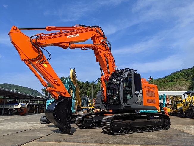 日立建機 ZX225USRLCK-5B | 大分県の油圧ショベル(ユンボ) | BIGLEMON