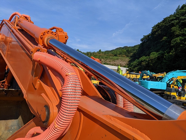 日立建機 ZX135USK-6 | 大分県の油圧ショベル(ユンボ) | BIGLEMON