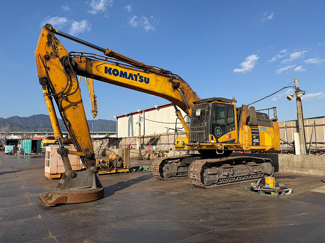 Komatsuさま専用 Used H-Itachi Excavator - EX200-5 2010 Model Price