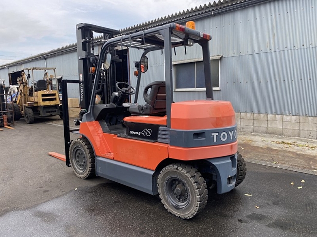TOYOTA 7FBM40 (Forklifts) at Hyogo, Japan | Buy used Japanese