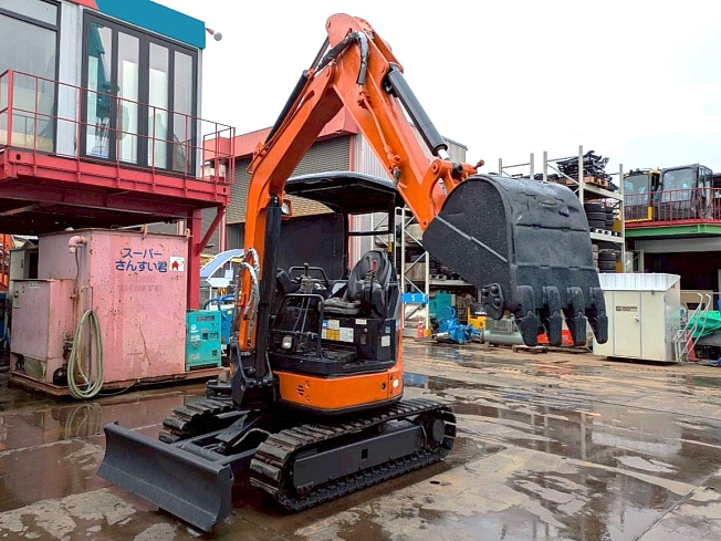 日立建機 ZX30U-5A | 千葉県のミニ油圧ショベル(ミニユンボ