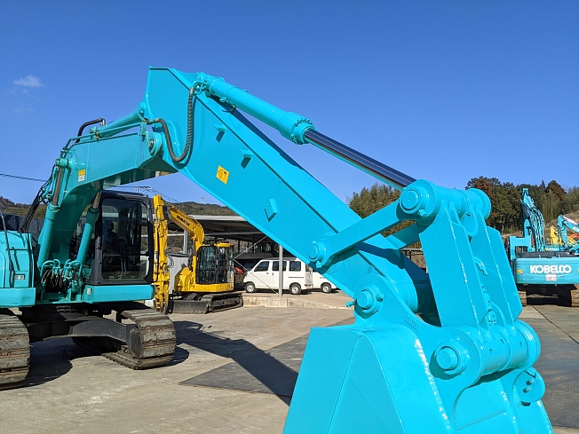KOBELCO SK225SR-5 (Excavators) at Oita, Japan | Buy used Japanese