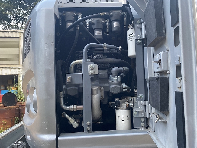 ユムアイテム 日立建機 ZX75UR-5B | 兵庫県の油圧ショベル(ユンボ) | BIGLEMON