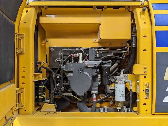 コマツ PC200-11 | 大分県の油圧ショベル(ユンボ) | BIGLEMON（ビッグ