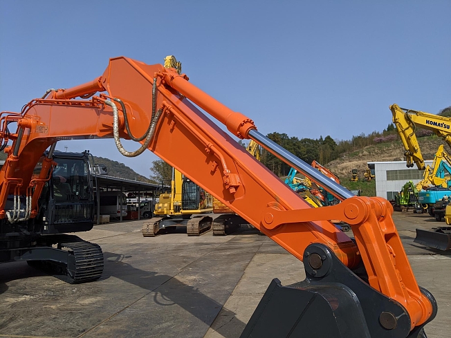 ゆうしゃん モノグラムエンボス加工グリーン　27.5〜28.5センチ 日立建機 ZX135USOS-5B | 千葉県の油圧ショベル(ユンボ