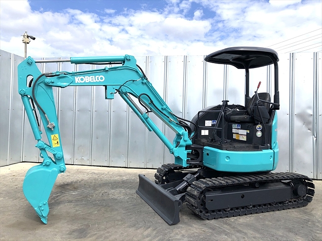 KOBELCO SK28SR-6 (Mini excavators) at Hyogo, Japan | Buy used