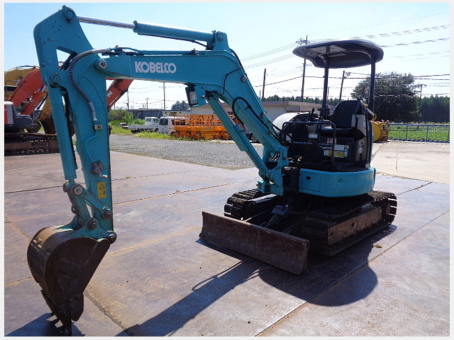 コベルコ　SK30SR コベルコSK30SR-5ミニショベル標準ロックバケットサイズ歯付き