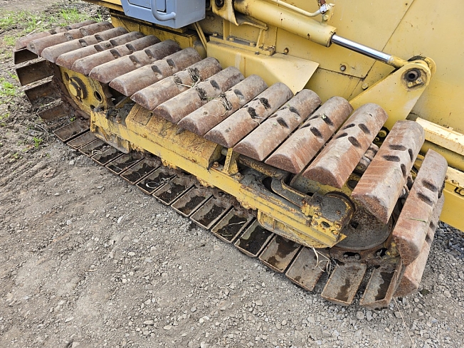 コマツ D20P-7E | 北海道のブルドーザー | BIGLEMON（ビッグレモン