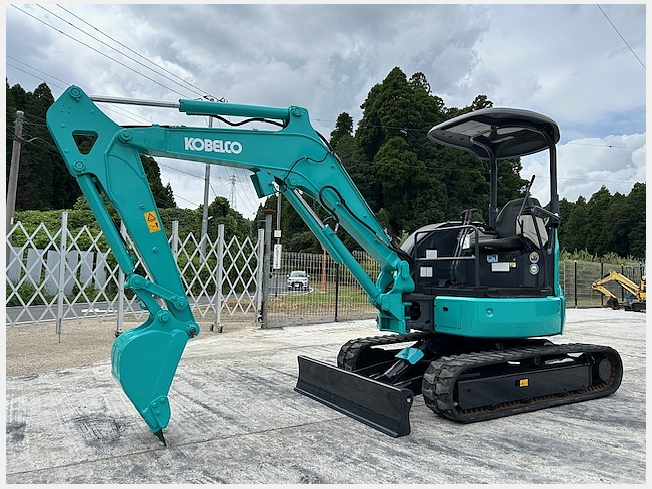 送料無料 コベルコ SK30SR-5 ミニ油圧ショベル・3tクラス・1810時間