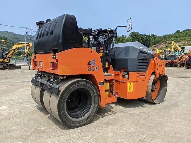 日立建機 ZC35C-5 | 大分県のローラー | BIGLEMON（ビッグレモン