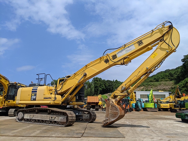 ★コマツ★パワーショベル★ユンボ★KOMATSU★非売品★PC210 PC210(LC)-11｜商品情報｜コマツカスタマーサポート株式会社