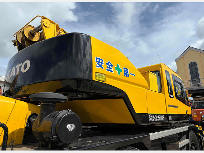 加藤製作所 KR-25H-V7 | 兵庫県のクレーン | BIGLEMON（ビッグレモン