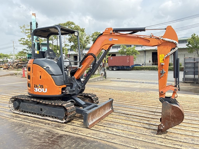 小物 kumayui HITACHI ZX30U-5B (Mini excavators) at Hyogo, Japan | Buy