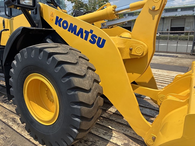 コマザワ　タイヨウ様 コマツ WA320-7 | 兵庫県のタイヤショベル(ホイールローダー