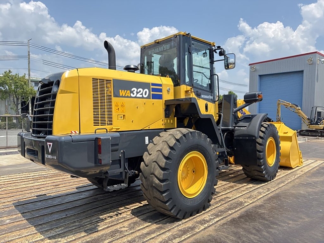 コマツ WA320-7 | 兵庫県のタイヤショベル(ホイールローダー