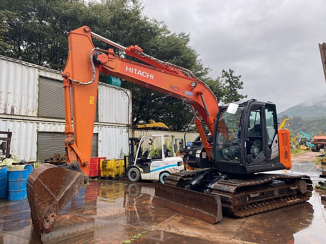 メガモント 日立建機 ZX30UR-5B | 京都府のミニ油圧ショベル(ミニユンボ