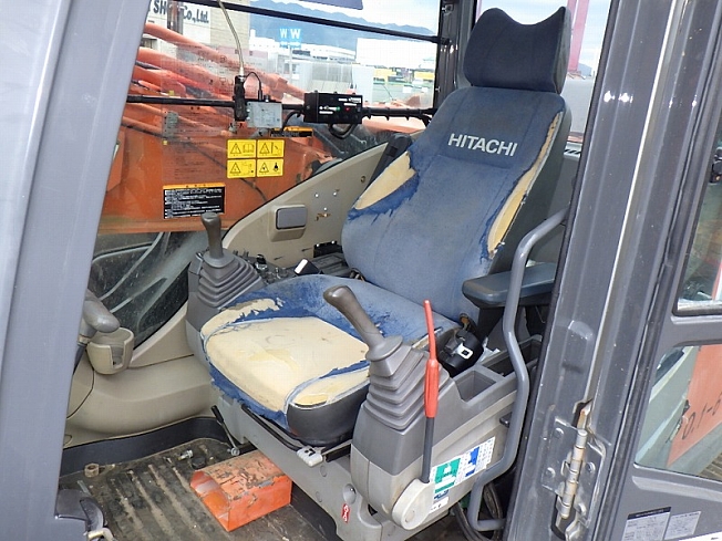チックル Japanese Used Excavators HITACHI ZX80LCK-3 TOKU WORLD BE1774