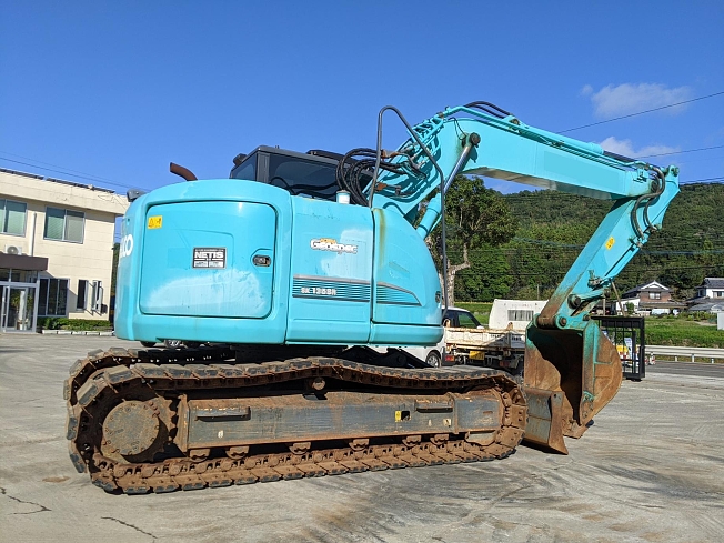 コベルコ建機 SK135SR-3 | 大分県の油圧ショベル(ユンボ) | BIGLEMON
