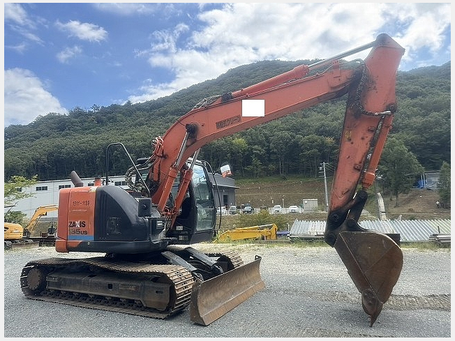 日立建機 ZX135US-5B | 京都府の油圧ショベル(ユンボ
