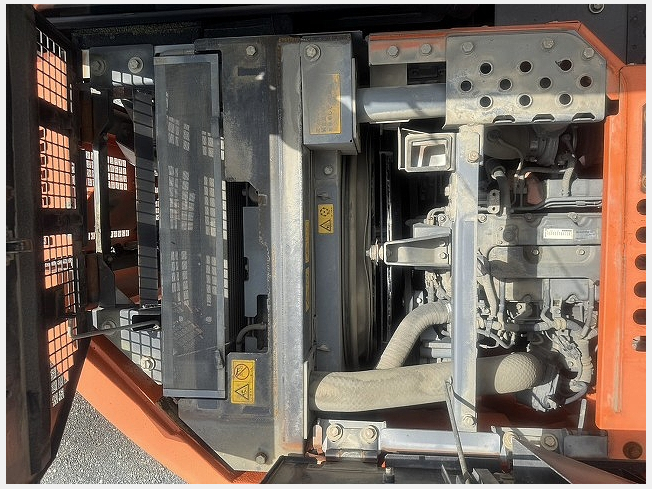 日立建機 ZX135US-5B | 京都府の油圧ショベル(ユンボ