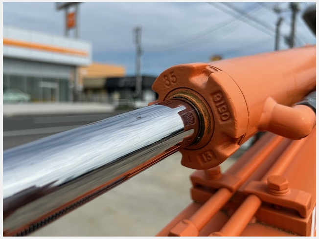 日立建機 ZX17U-2 | 千葉県のミニ油圧ショベル(ミニユンボ