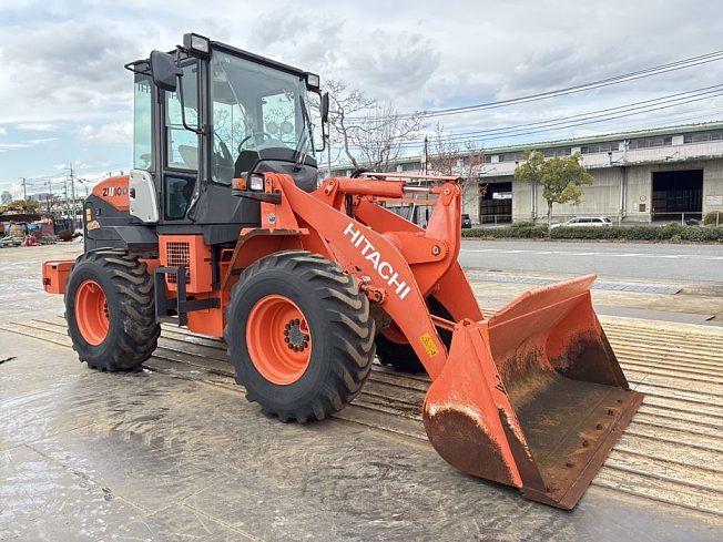 日立建機 ZW100-5B | 兵庫県のタイヤショベル(ホイールローダー