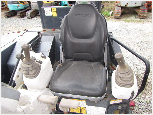 日立建機 ZX50U-5A | 茨城県のミニ油圧ショベル(ミニユンボ