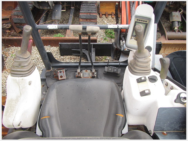 日立建機 ZX50U-5A | 茨城県のミニ油圧ショベル(ミニユンボ