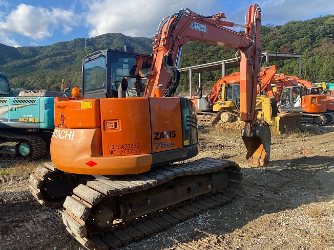 日立建機 ZX75US-5B | 栃木県の油圧ショベル(ユンボ) | BIGLEMON
