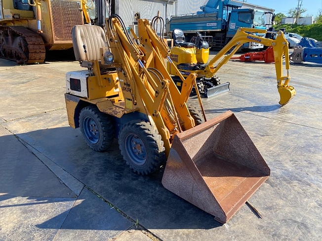 コマツ SK04 | 愛知県のタイヤショベル(ホイールローダー) | BIGLEMON