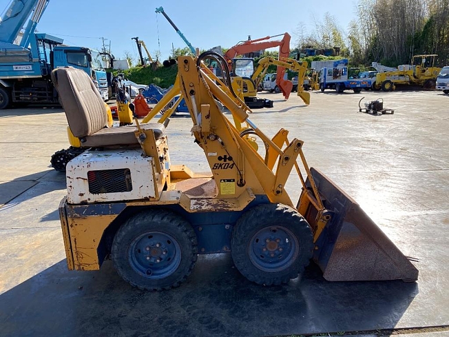 コマツ SK04 | 愛知県のタイヤショベル(ホイールローダー) | BIGLEMON