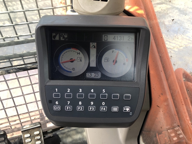 日立建機 ZX210K-3 | 愛知県の油圧ショベル(ユンボ) | BIGLEMON