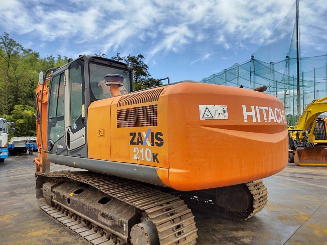 HITACHI ZX210K-3 (Excavators) at Aichi, Japan | Buy used Japanese
