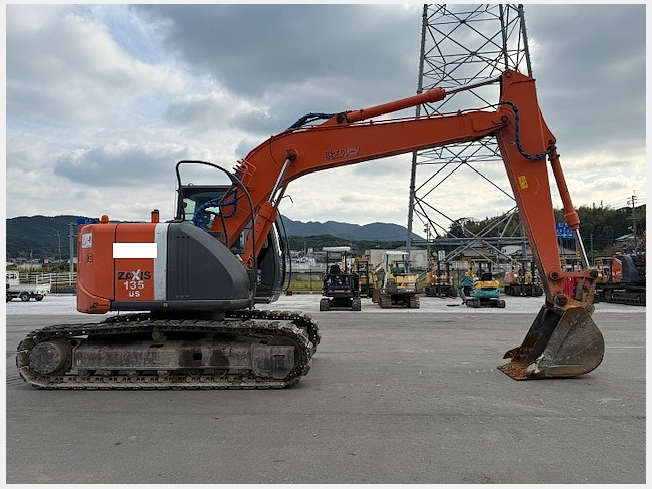 日立建機 ZX135US-3 | 福岡県の油圧ショベル(ユンボ) | BIGLEMON