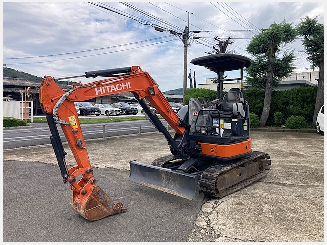 日立建機 ZX30U-5B | 長野県のミニ油圧ショベル(ミニユンボ