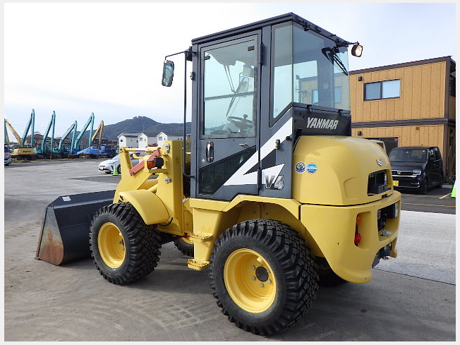 ヤンマー 1/34 YANMAR WHEEL LOADER V4-7 Amazon.co.jp: YANMAR 1 34 ヤンマー V4-7 ホイールローダー ミニカー