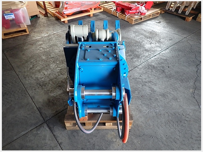 購入者様ご確認用です。 クルクル回って120秒が詐欺の手口！メルカリを騙る偽メールをタップし