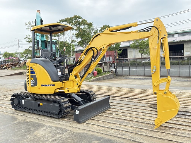 コマツ PC30MR-3 | 兵庫県のミニ油圧ショベル(ミニユンボ) | BIGLEMON