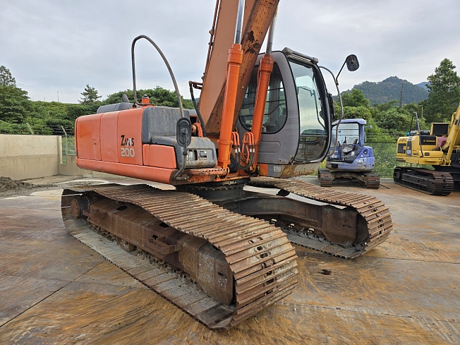 日立建機 ZX200LC | 兵庫県の油圧ショベル(ユンボ) | BIGLEMON（ビッグ