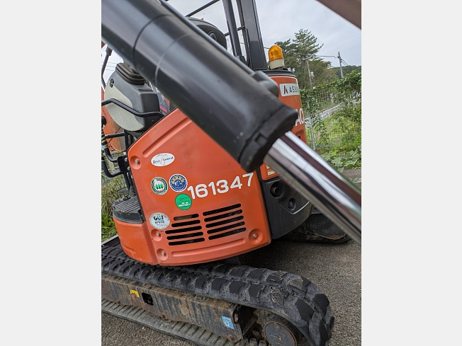 日立建機 ZX20UR-5A | 千葉県のミニ油圧ショベル(ミニユンボ