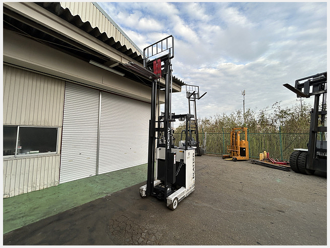 ニチユフォークリフトFBRM9-75揚高3000MM　20872H　(A234) FBRM9-R75-400 0.9トン バッテリーリーチ 【中古フォークリフトのPCS】