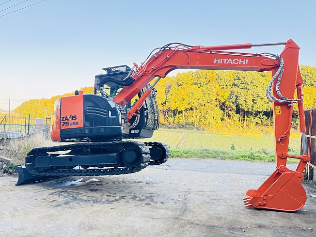 HITACHI ZX75USK-5B (Excavators) at Chiba, Japan | Buy used