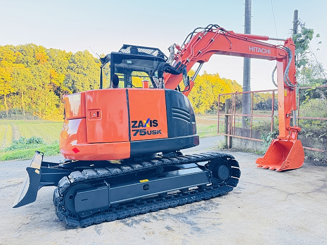 HITACHI ZX75USK-5B (Excavators) at Chiba, Japan | Buy used