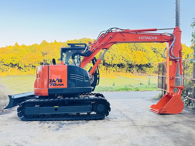 HITACHI ZX75USK-5B (Excavators) at Chiba, Japan | Buy used